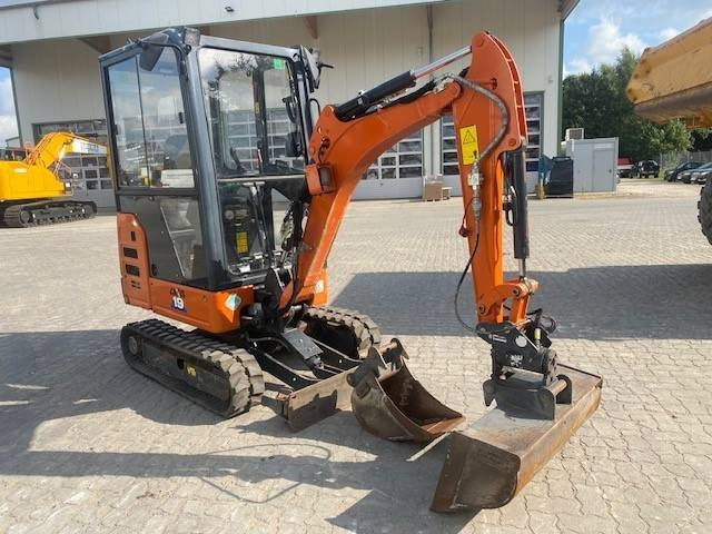 Mini pelle Hitachi ZX 19-6 CR MIETE / RENTAL (12005522): photos 7