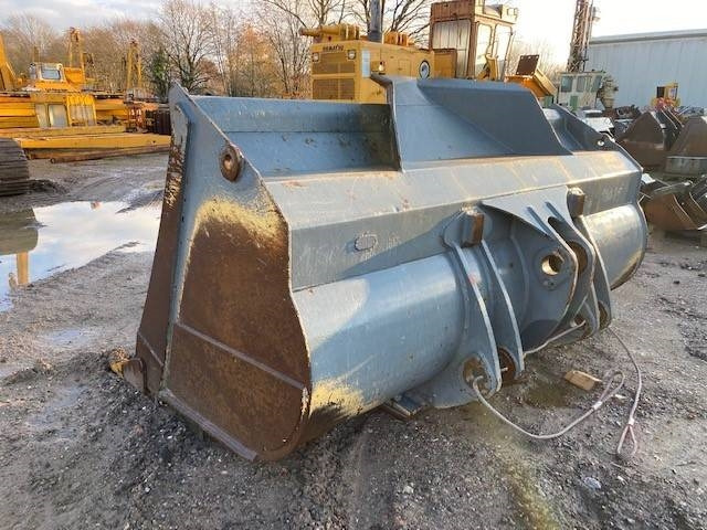 Liebherr (1884) L 586 Schaufel / bucket - Chargeuse sur pneus: photos 4 Liebherr (1884) L 586 Schaufel / bucket - Chargeuse sur pneus: photos 4