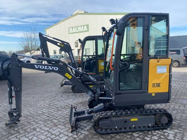 Volvo EC 18 E MIETE / RENTAL (12001764) - Mini pelle: photos 1 Volvo EC 18 E MIETE / RENTAL (12001764) - Mini pelle: photos 1
