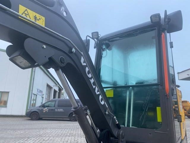 Volvo EC 20 E MIETE / RENTAL (12001805) - crédit-bail Volvo EC 20 E MIETE / RENTAL (12001805): photos 13