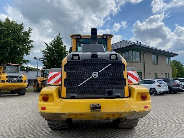Volvo L 120 H MIETE / RENTAL (12001931) - Chargeuse sur pneus: photos 3 Volvo L 120 H MIETE / RENTAL (12001931) - Chargeuse sur pneus: photos 3