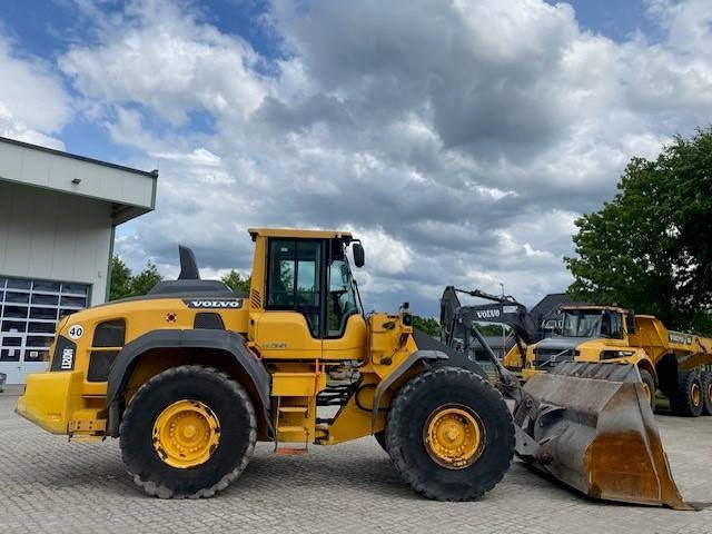 Volvo L 120 H MIETE / RENTAL (12001931) - Chargeuse sur pneus: photos 5 Volvo L 120 H MIETE / RENTAL (12001931) - Chargeuse sur pneus: photos 5