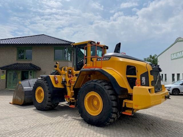 Volvo L 260 H 6.8 cbm MIETE / RENTAL (12002252) - Chargeuse sur pneus: photos 2 Volvo L 260 H 6.8 cbm MIETE / RENTAL (12002252) - Chargeuse sur pneus: photos 2