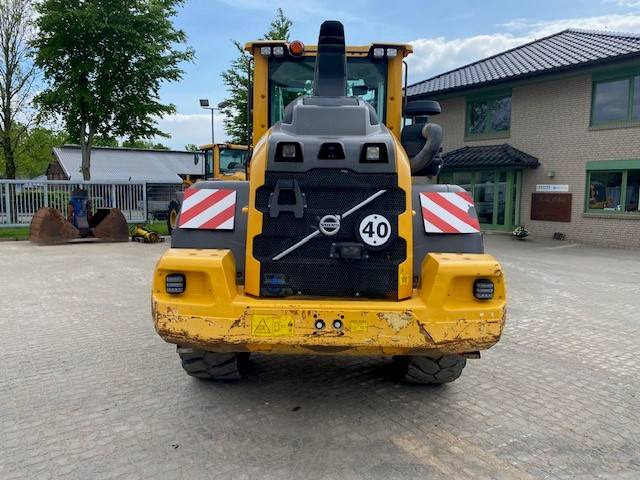 Volvo L 90 H MIETE / RENTAL (12002215) - Chargeuse sur pneus: photos 3 Volvo L 90 H MIETE / RENTAL (12002215) - Chargeuse sur pneus: photos 3