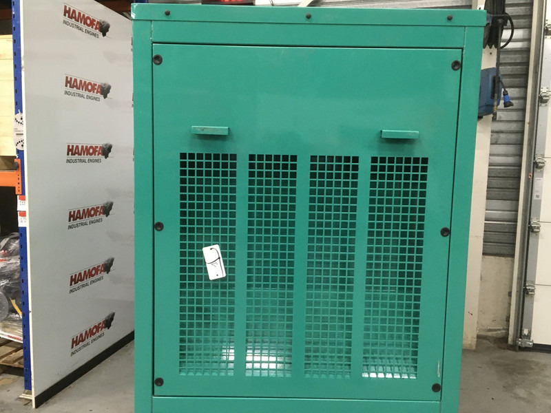Cummins 4BTAA3.3-G11 GENERATOR 50KVA NEW - Groupe électrogène: photos 3 Cummins 4BTAA3.3-G11 GENERATOR 50KVA NEW - Groupe électrogène: photos 3