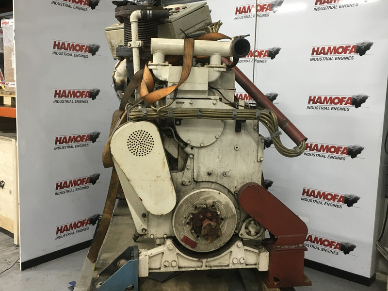 Cummins KT19M WITH GEAR USED - Engins de chantier: photos 3 Cummins KT19M WITH GEAR USED - Engins de chantier: photos 3