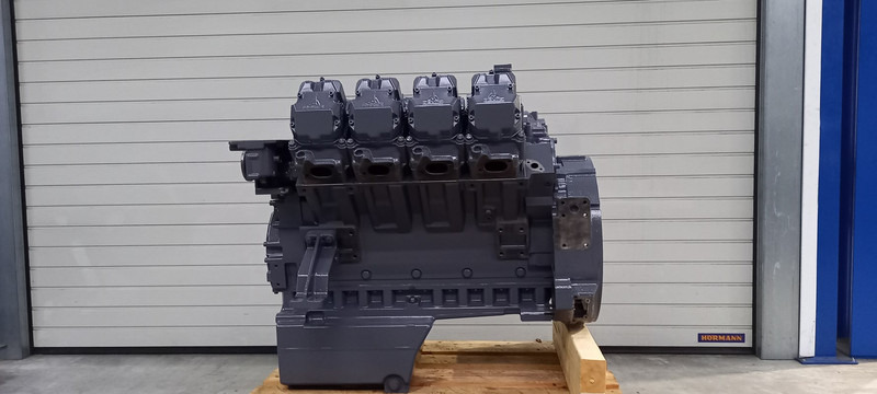 Deutz BF8M1015CP LONG-BLOCK - Engins de chantier: photos 5 Deutz BF8M1015CP LONG-BLOCK - Engins de chantier: photos 5