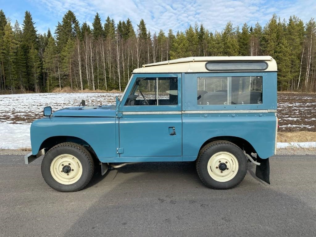 Land Rover Regular Station Wagon - Voiture: photos 3 Land Rover Regular Station Wagon - Voiture: photos 3