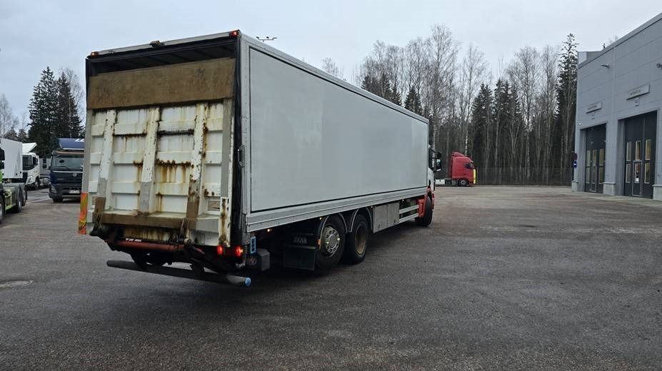 Scania P 230 - Camion fourgon: photos 4 Scania P 230 - Camion fourgon: photos 4