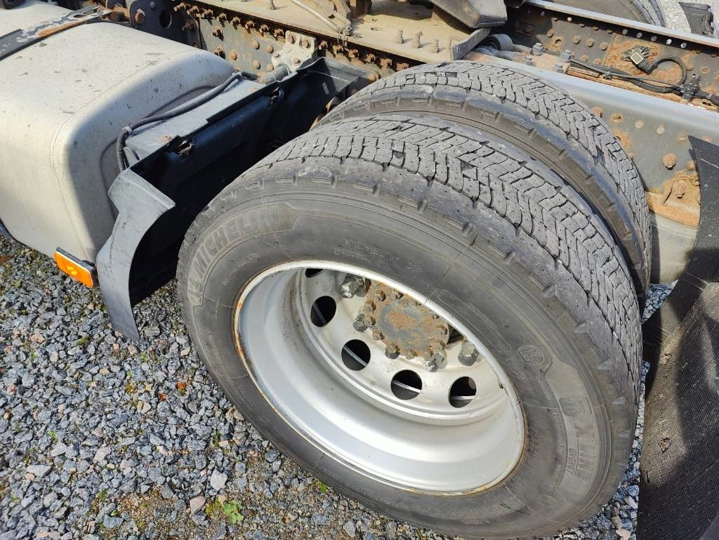 Tracteur routier Volvo FH 13: photos 11
