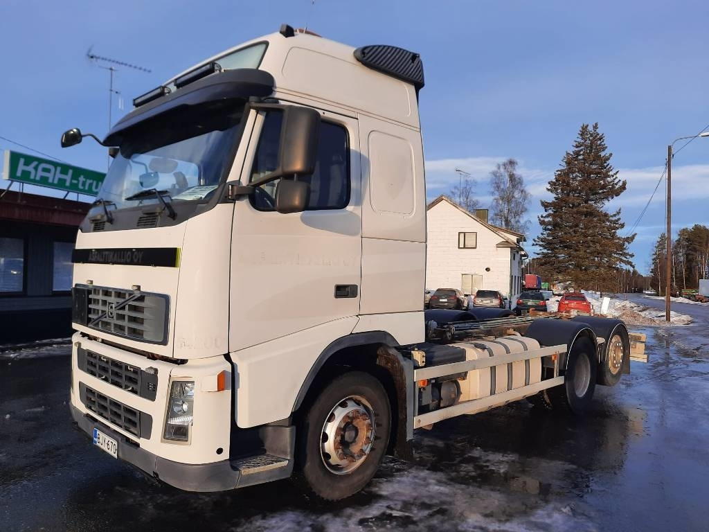 Volvo FH 13 440 - Châssis cabine: photos 1 Volvo FH 13 440 - Châssis cabine: photos 1