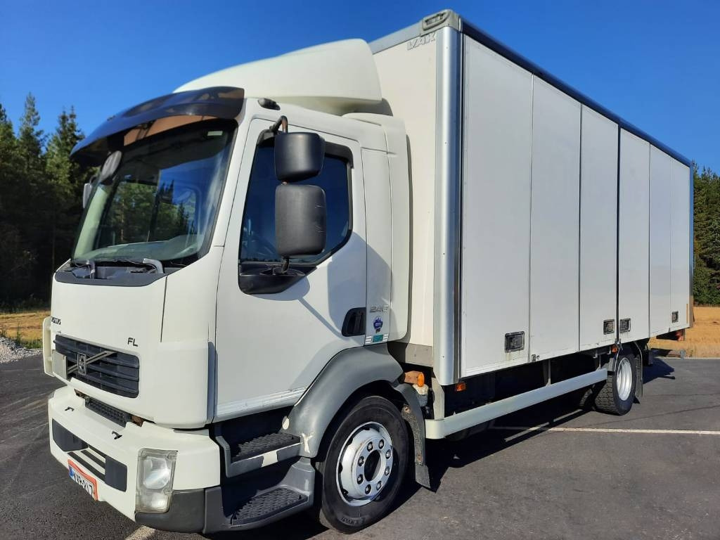 Volvo FL 240  - Camion fourgon: photos 1 Volvo FL 240  - Camion fourgon: photos 1