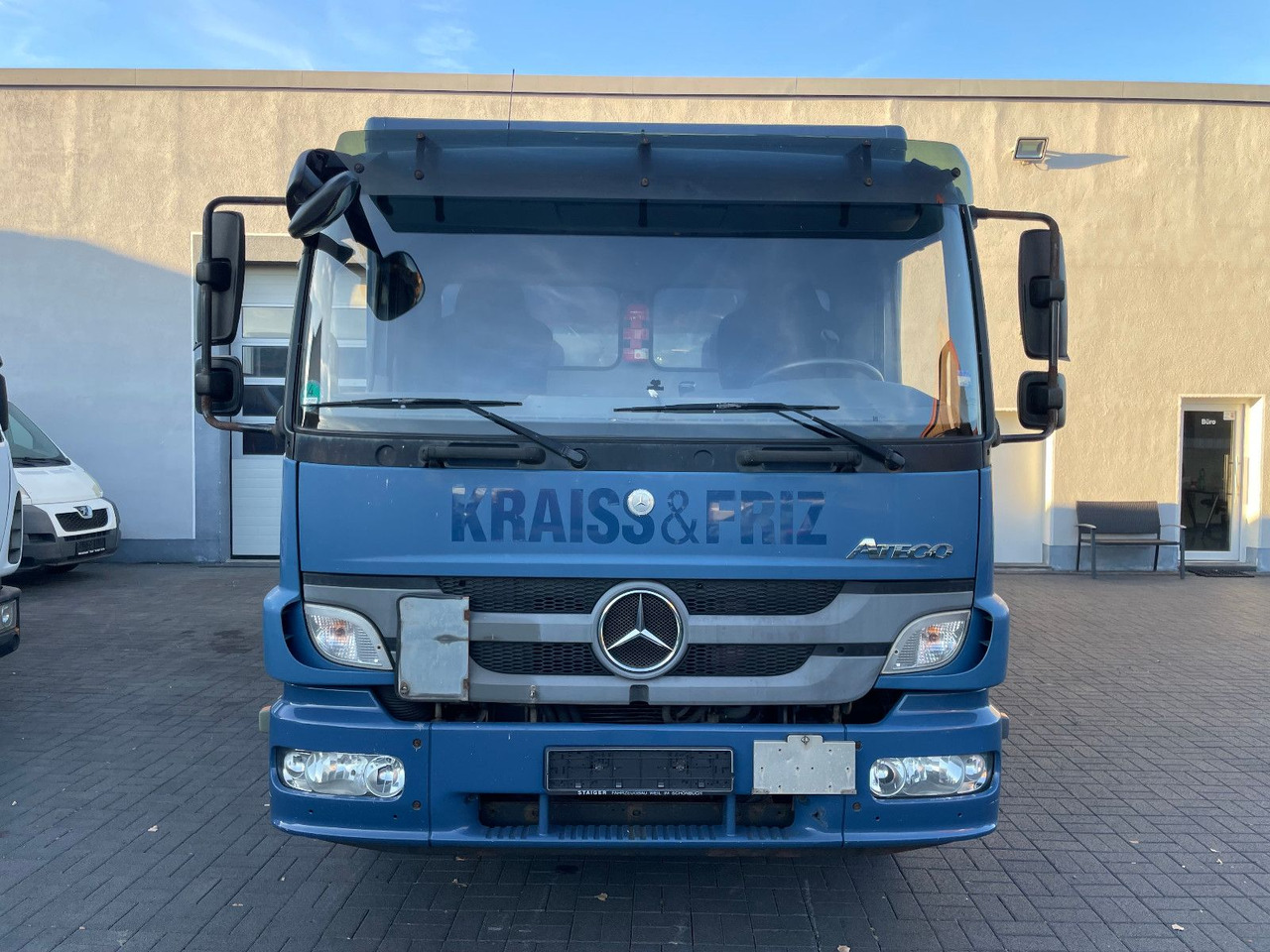 Mercedes-Benz Atego 2 6-Zyl. 4x2 1224 Klima, Radstand: 3.56m. - Camion fourgon: photos 3 Mercedes-Benz Atego 2 6-Zyl. 4x2 1224 Klima, Radstand: 3.56m. - Camion fourgon: photos 3