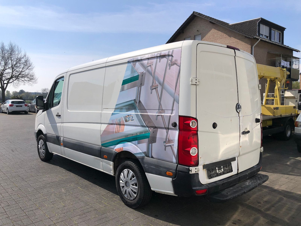 Volkswagen Crafter 2.5 TDI 30 mittel L2H1, Klima - Fourgonnette: photos 2 Volkswagen Crafter 2.5 TDI 30 mittel L2H1, Klima - Fourgonnette: photos 2