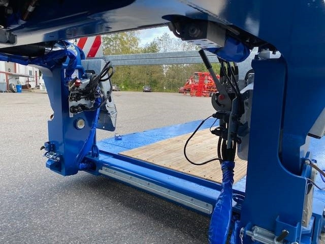 Faymonville Max Trailer, Max510, 2-aks, pendeli - Semi-remorque surbaissé: photos 3 Faymonville Max Trailer, Max510, 2-aks, pendeli - Semi-remorque surbaissé: photos 3
