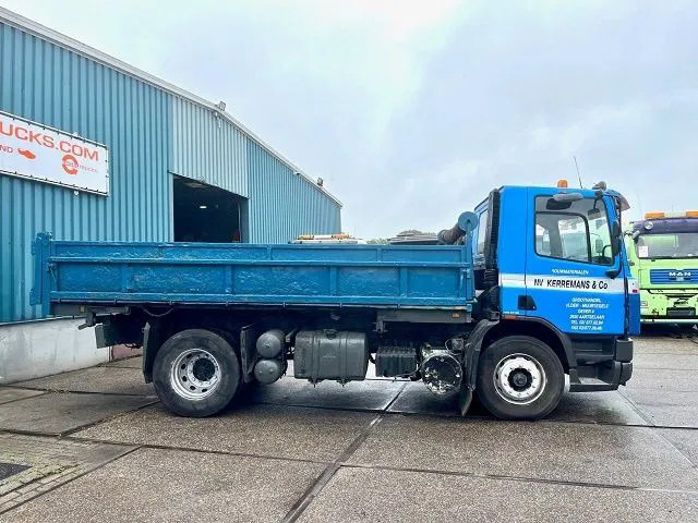 DAF 65.210 ATI 4x2 FULL STEEL KIPPER (EURO 2 / MANUAL GEARBOX / FULL STEEL SUSPENSION / P.T.O.) - Camion benne: photos 4 DAF 65.210 ATI 4x2 FULL STEEL KIPPER (EURO 2 / MANUAL GEARBOX / FULL STEEL SUSPENSION / P.T.O.) - Camion benne: photos 4