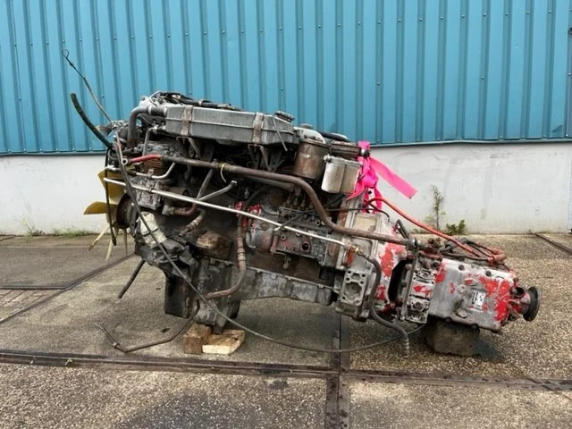 MAN D2566-MF 6-CILINDER ENGINE WITH ZF GEARBOX - Moteur pour Camion: photos 2 MAN D2566-MF 6-CILINDER ENGINE WITH ZF GEARBOX - Moteur pour Camion: photos 2