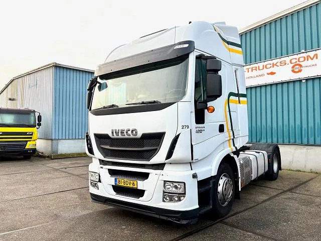 Iveco Stralis AS440S42T/P HI-WAY DUTCH TRUCK (APK/TUV -> 02-2024 / EURO 6 / AS-TRONIC / 2 TANKS / LEATHER SEATS / FRIDGE) - Tracteur routier: photos 1 Iveco Stralis AS440S42T/P HI-WAY DUTCH TRUCK (APK/TUV -> 02-2024 / EURO 6 / AS-TRONIC / 2 TANKS / LEATHER SEATS / FRIDGE) - Tracteur routier: photos 1