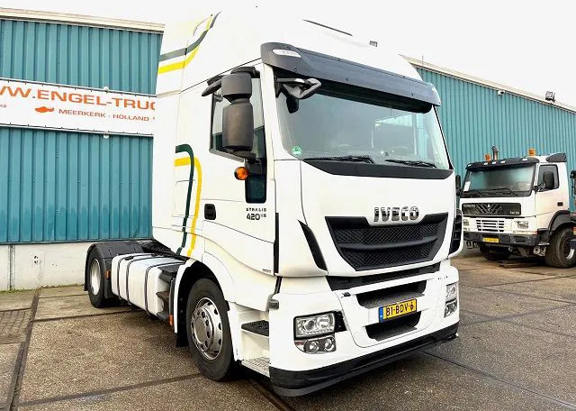 Iveco Stralis AS440S42T/P HI-WAY DUTCH TRUCK (APK/TUV -> 02-2024 / EURO 6 / AS-TRONIC / 2 TANKS / LEATHER SEATS / FRIDGE) - Tracteur routier: photos 2 Iveco Stralis AS440S42T/P HI-WAY DUTCH TRUCK (APK/TUV -> 02-2024 / EURO 6 / AS-TRONIC / 2 TANKS / LEATHER SEATS / FRIDGE) - Tracteur routier: photos 2