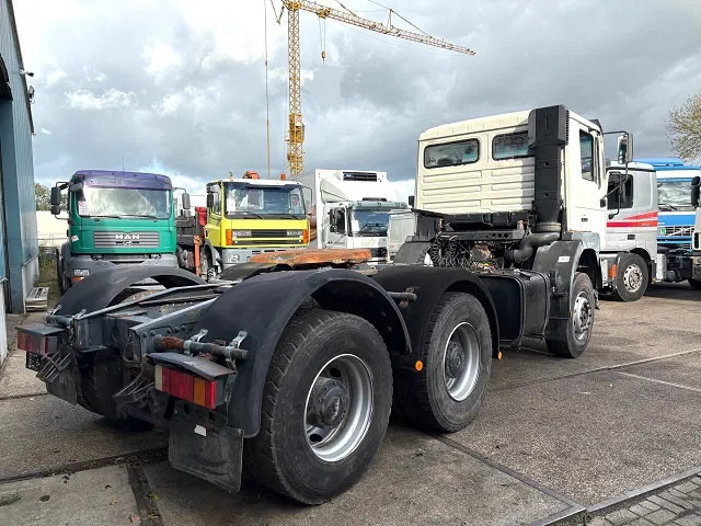 MAN 33.373 DFT 6x4 FULL STEEL SUSPENSION (13.000 AXLES / ZF16 MANUAL GEARBOX / REDUCTION AXLES / FULL STEEL SUSPENSION) - Tracteur routier: photos 3 MAN 33.373 DFT 6x4 FULL STEEL SUSPENSION (13.000 AXLES / ZF16 MANUAL GEARBOX / REDUCTION AXLES / FULL STEEL SUSPENSION) - Tracteur routier: photos 3