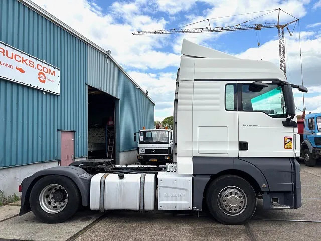 MAN TGX 18.440 BLS XLX (ZF16 MANUAL GEARBOX / 2x DIESELTANK / AIRCONDITIONING / ELECTRICAL MAINSWITCH / FRIDGE / EURO 6) - Tracteur routier: photos 4 MAN TGX 18.440 BLS XLX (ZF16 MANUAL GEARBOX / 2x DIESELTANK / AIRCONDITIONING / ELECTRICAL MAINSWITCH / FRIDGE / EURO 6) - Tracteur routier: photos 4