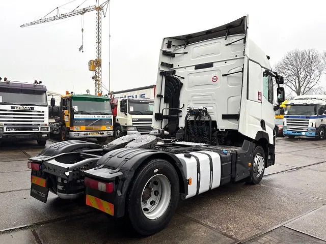 Renault T460 HIGH ROOF 4x2 (EURO 6 / AUTOMATIC GEARBOX / VBI-BRAKE / HYDRAULIC KIT / FRIDGE / AIRCONDITIONING) - Tracteur routier: photos 3 Renault T460 HIGH ROOF 4x2 (EURO 6 / AUTOMATIC GEARBOX / VBI-BRAKE / HYDRAULIC KIT / FRIDGE / AIRCONDITIONING) - Tracteur routier: photos 3