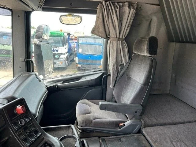 Tracteur routier Scania R124-400 L 4x2 SLEEPERCAB ADR/VLG (2 FUEL LINES!!) (EURO 2 / 12 GEARS MANUAL GEARBOX / RETARDER / BLOWER / P.T.O. / AIRCONDITION: photos 8