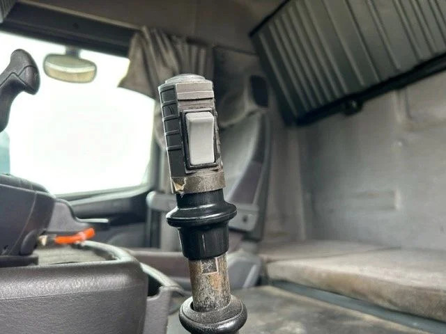 Tracteur routier Scania R124-400 L 4x2 SLEEPERCAB ADR/VLG (2 FUEL LINES!!) (EURO 2 / 12 GEARS MANUAL GEARBOX / RETARDER / BLOWER / P.T.O. / AIRCONDITION: photos 6