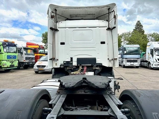 Tracteur routier Scania R124-400 L 4x2 SLEEPERCAB ADR/VLG (2 FUEL LINES!!) (EURO 2 / 12 GEARS MANUAL GEARBOX / RETARDER / BLOWER / P.T.O. / AIRCONDITION: photos 10