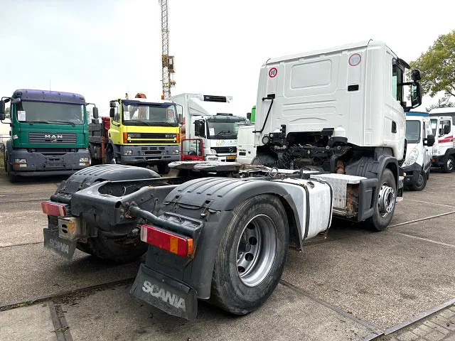 Scania R380 LA 4x2 DAYCAB (EURO 3 / 12 GEARS MANUAL GEARBOX / RETARDER / HYDRAULIC KIT / P.T.O.) - Tracteur routier: photos 3 Scania R380 LA 4x2 DAYCAB (EURO 3 / 12 GEARS MANUAL GEARBOX / RETARDER / HYDRAULIC KIT / P.T.O.) - Tracteur routier: photos 3