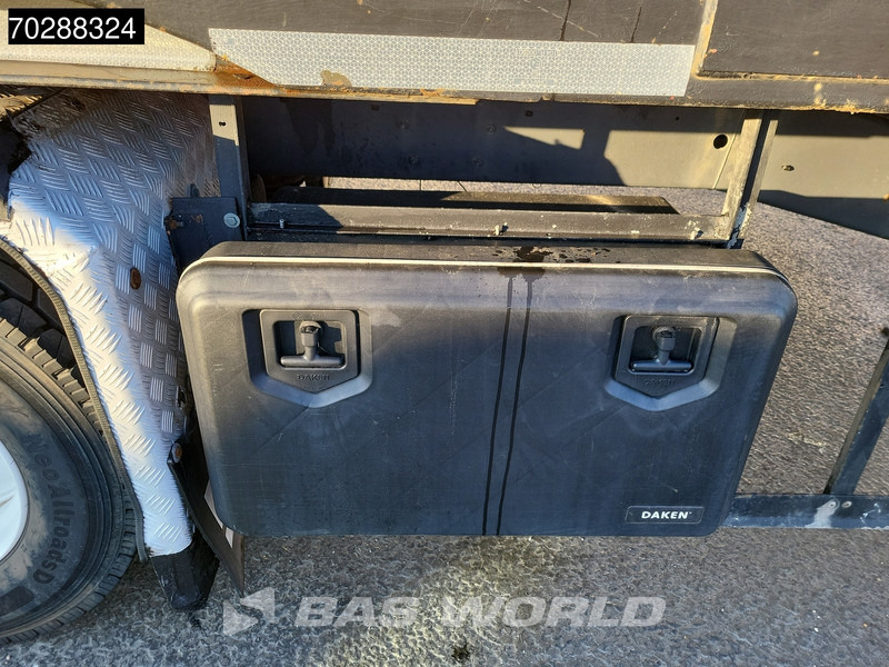 Camion porte-voitures DAF LF 180 4X2 14t NL-Truck Machine transporter Oprijwagen Hydraulic ramps Euro 6: photos 17