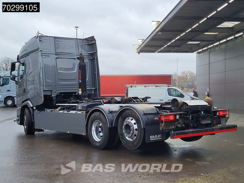 DAF XG 530 6X2 HIAB Multilift ULT21S61-WMITF Lift + Steering Axle Retarder Automatic Euro 6 - Camion ampliroll: photos 2 DAF XG 530 6X2 HIAB Multilift ULT21S61-WMITF Lift + Steering Axle Retarder Automatic Euro 6 - Camion ampliroll: photos 2