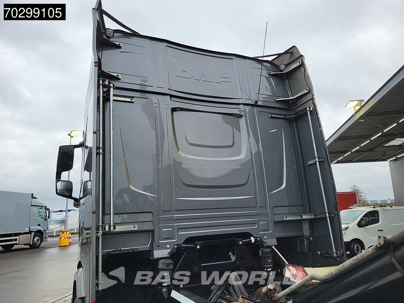 DAF XG 530 6X2 HIAB Multilift ULT21S61-WMITF Lift + Steering Axle Retarder Automatic Euro 6 - Camion ampliroll: photos 3 DAF XG 530 6X2 HIAB Multilift ULT21S61-WMITF Lift + Steering Axle Retarder Automatic Euro 6 - Camion ampliroll: photos 3