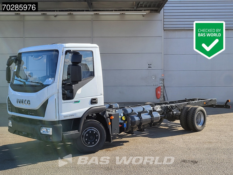 Iveco 120-210L 4X2 NEW 12tons chassis! CNG Engine Manual TELMA Retarder Euro 6 - Châssis cabine: photos 1 Iveco 120-210L 4X2 NEW 12tons chassis! CNG Engine Manual TELMA Retarder Euro 6 - Châssis cabine: photos 1