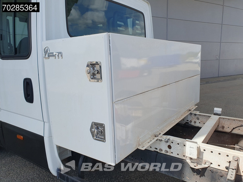Iveco Daily 35C16 3.0L Open Laadbak met Kist Dubbel Cabine Dubbellucht 3,5t Trekhaak Airco Cruise Euro6 Pritsche Pickup Open Box 2m3 A/C Tow - Fourgon plateau: photos 3 Iveco Daily 35C16 3.0L Open Laadbak met Kist Dubbel Cabine Dubbellucht 3,5t Trekhaak Airco Cruise Euro6 Pritsche Pickup Open Box 2m3 A/C Tow - Fourgon plateau: photos 3