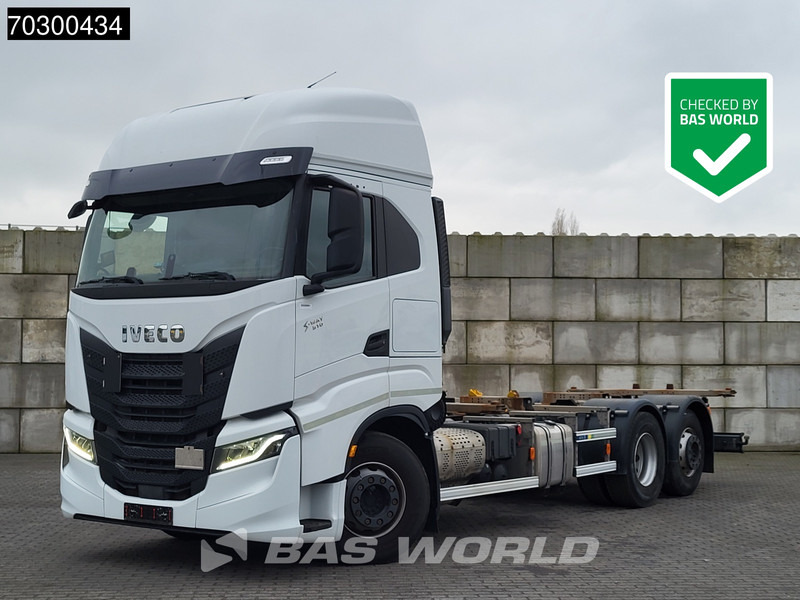 Iveco S-Way 510 6X2 Retarder Full Air Lift Axle BDF Euro 6 - Camion porte-conteneur/ Caisse mobile: photos 1 Iveco S-Way 510 6X2 Retarder Full Air Lift Axle BDF Euro 6 - Camion porte-conteneur/ Caisse mobile: photos 1