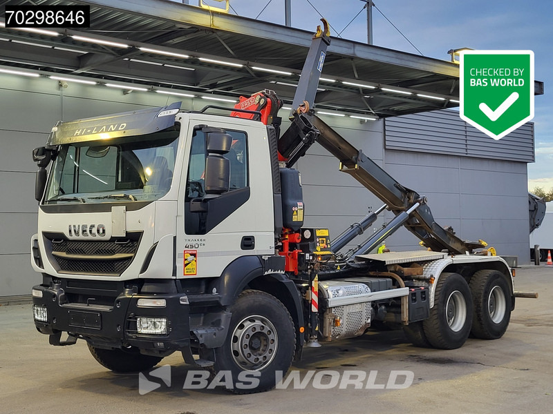 Iveco Trakker 450 6X4 Fassi F120B.2.22 Crane Marrel AL16S50 Retarder Big-axle Euro 6 - Camion ampliroll, Camion grue: photos 1 Iveco Trakker 450 6X4 Fassi F120B.2.22 Crane Marrel AL16S50 Retarder Big-axle Euro 6 - Camion ampliroll, Camion grue: photos 1