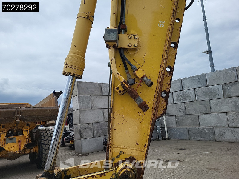 Komatsu PC180LC-7K - Pelle sur chenille: photos 3 Komatsu PC180LC-7K - Pelle sur chenille: photos 3