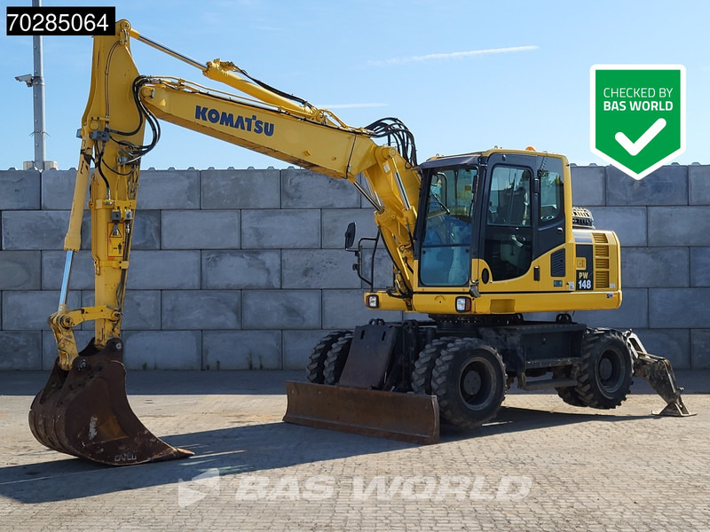 Pelle sur pneus Komatsu PW148 -8: photos 1