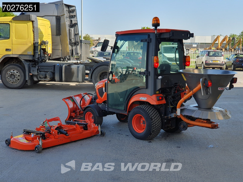 Kubota BX231 D-C C10 4X4 4x4 - INCL ATTACHMENTS - Tracteur agricole: photos 2 Kubota BX231 D-C C10 4X4 4x4 - INCL ATTACHMENTS - Tracteur agricole: photos 2
