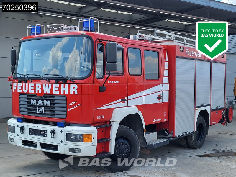 MAN TGA 14.284 4X4 4x4 Manual Schlingmann LF16/12 pump Feuerwehr Steelsuspension Euro 2 - Camion de pompier: photos 1 MAN TGA 14.284 4X4 4x4 Manual Schlingmann LF16/12 pump Feuerwehr Steelsuspension Euro 2 - Camion de pompier: photos 1