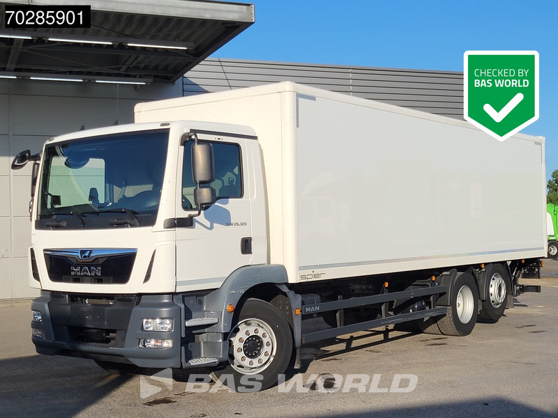 MAN TGM 26.320 6X2 26tonner Automatic Ladebordwand Lift+lenkasche Navi Euro 6 - Camion fourgon: photos 1 MAN TGM 26.320 6X2 26tonner Automatic Ladebordwand Lift+lenkasche Navi Euro 6 - Camion fourgon: photos 1