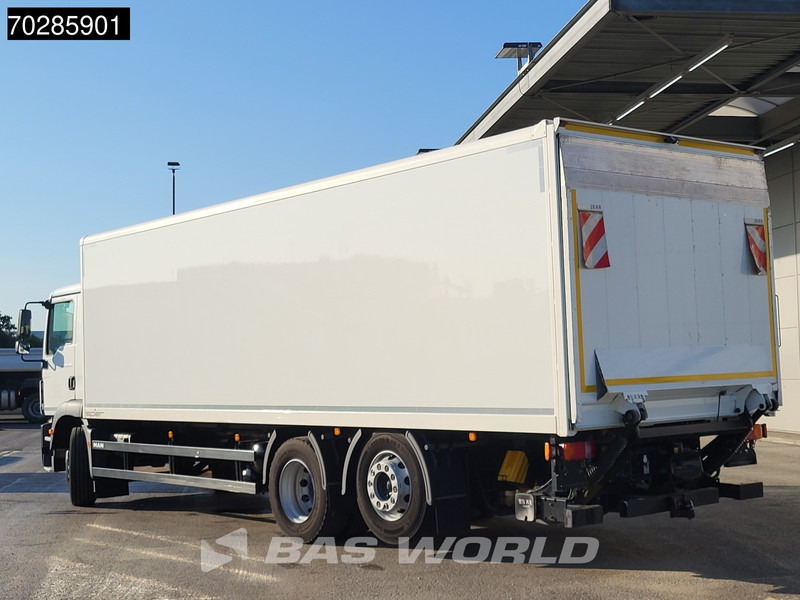 MAN TGM 26.320 6X2 26tonner Automatic Ladebordwand Liftachse Navi Euro 6 - Camion fourgon: photos 2 MAN TGM 26.320 6X2 26tonner Automatic Ladebordwand Liftachse Navi Euro 6 - Camion fourgon: photos 2