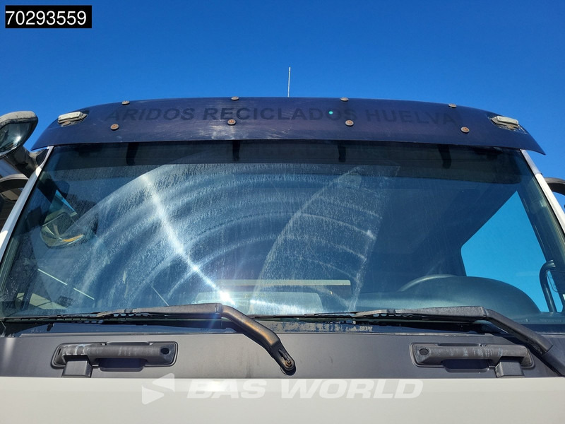 MAN TGS 41.510 8X4 19m3 Meiller tipper Steelsuspension Manual Big-Axle Euro 6 - crédit-bail MAN TGS 41.510 8X4 19m3 Meiller tipper Steelsuspension Manual Big-Axle Euro 6: photos 12 MAN TGS 41.510 8X4 19m3 Meiller tipper Steelsuspension Manual Big-Axle Euro 6 - crédit-bail MAN TGS 41.510 8X4 19m3 Meiller tipper Steelsuspension Manual Big-Axle Euro 6: photos 12