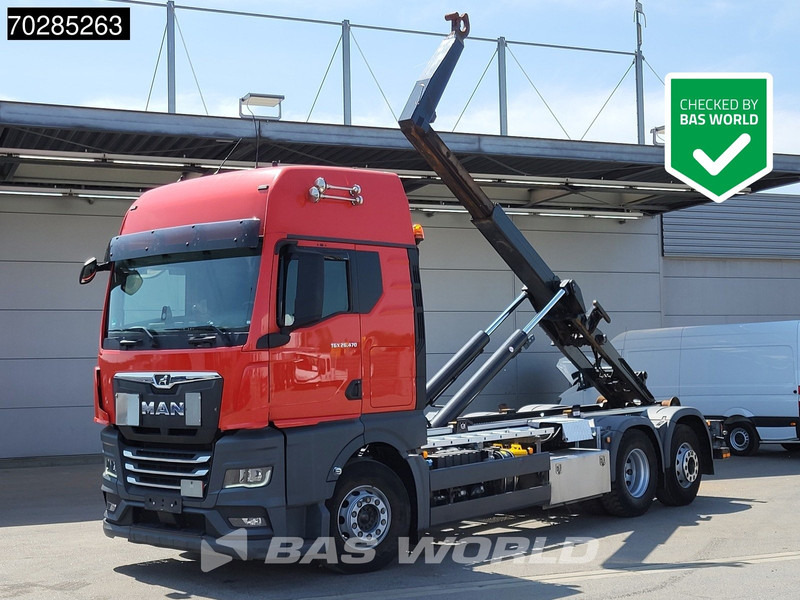 MAN TGX 26.470 TGX 6X2 21 Tonnes VDL hooklift Retarder Lift+Lenkachse ACC Navi Euro 6 - Camion ampliroll: photos 1 MAN TGX 26.470 TGX 6X2 21 Tonnes VDL hooklift Retarder Lift+Lenkachse ACC Navi Euro 6 - Camion ampliroll: photos 1