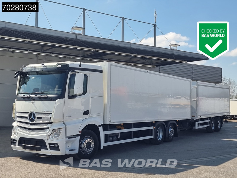Mercedes-Benz Actros 2543 6X2 Combi Retarder ACC Navi Ladebordwand 360°camera Euro 6 - Camion frigorifique: photos 1 Mercedes-Benz Actros 2543 6X2 Combi Retarder ACC Navi Ladebordwand 360°camera Euro 6 - Camion frigorifique: photos 1