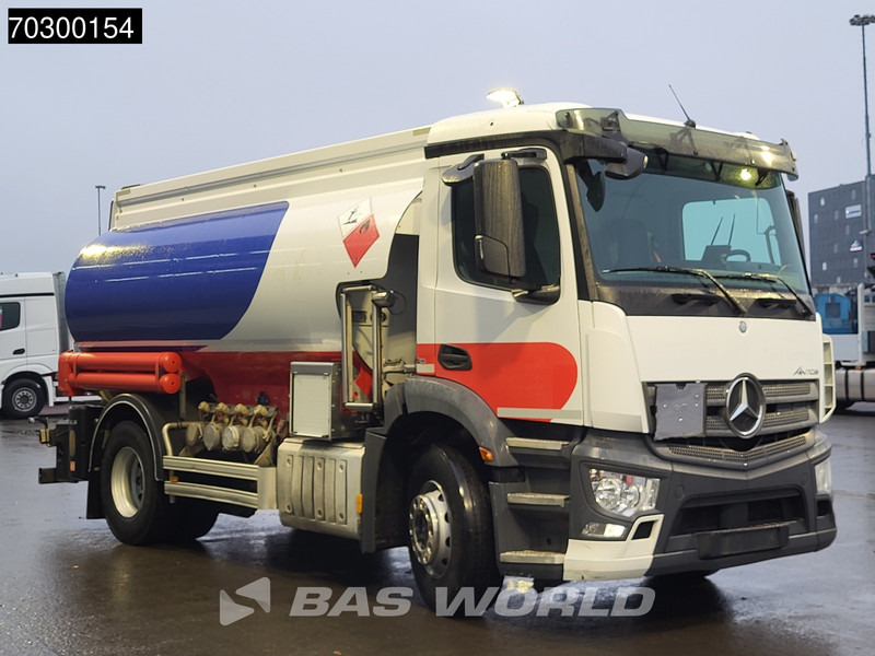 Mercedes-Benz Antos 1824 4X2 13500ltr Fuel tanker 4 comparments ADR Automatic Euro 6 - Camion citerne: photos 3 Mercedes-Benz Antos 1824 4X2 13500ltr Fuel tanker 4 comparments ADR Automatic Euro 6 - Camion citerne: photos 3