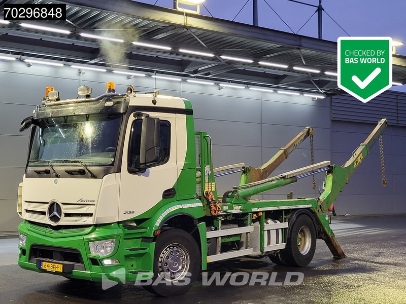Mercedes-Benz Antos 2135 4X2 NL-Truck HYVA NG 2014-TA-XL Automatic Euro 6 - Camion multibenne: photos 1 Mercedes-Benz Antos 2135 4X2 NL-Truck HYVA NG 2014-TA-XL Automatic Euro 6 - Camion multibenne: photos 1