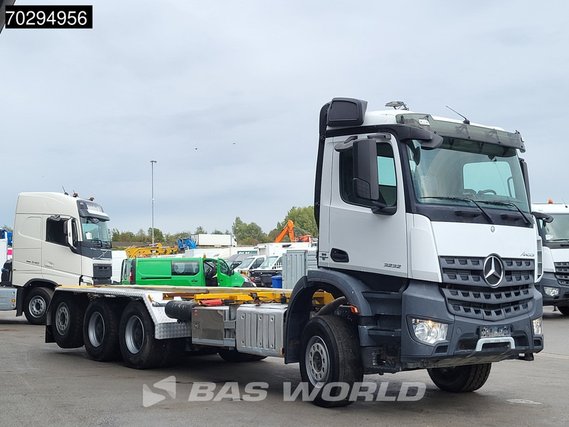 Mercedes-Benz Arocs 3232 Arocs 8X4 LOW Mileage! BDF Big-Axle Lift+Steering-Axle Euro 6 - Camion porte-conteneur/ Caisse mobile: photos 3 Mercedes-Benz Arocs 3232 Arocs 8X4 LOW Mileage! BDF Big-Axle Lift+Steering-Axle Euro 6 - Camion porte-conteneur/ Caisse mobile: photos 3