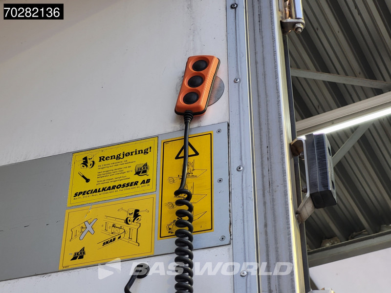 Camion frigorifique Mercedes-Benz Atego 1524 Atego 4X2 15tonner Thermo King T-1200R 1500kg Ladebordwand Euro 6: photos 6